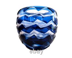 Vase contemporain en cristal overlay bleu acide signé Saint-Louis St océane