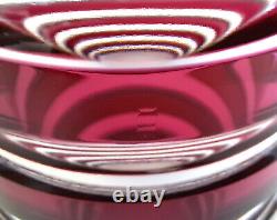 Vase cristal overlay rouge rose framboise taillé signé signature Saint-Louis St