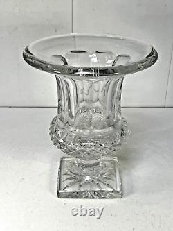 Vase cristal taillé Saint-Louis modèle Versailles pointes diamants XXème