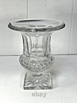Vase cristal taillé Saint-Louis modèle Versailles pointes diamants XXème