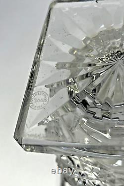 Vase cristal taillé Saint-Louis modèle Versailles pointes diamants XXème