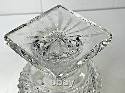 Vase cristal taillé Saint-Louis modèle Versailles pointes diamants XXème