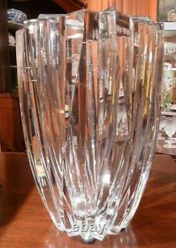 Vase en cristal de SAINT LOUIS Signé grand format