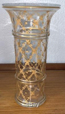 Vase en cristal soufflé doré XIXe Empire Baccarat St Louis guirlande de fleurs