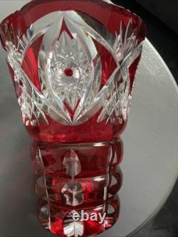 Vase rouge en cristal de Saint Louis h 25 Cm