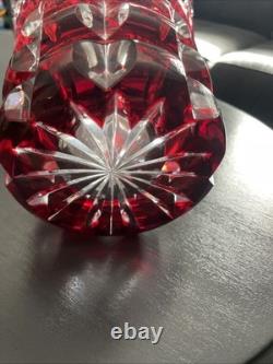Vase rouge en cristal de Saint Louis h 25 Cm
