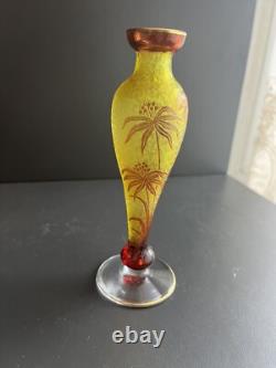 Vase soliflore En Cristal Givre Dégage À L'acide Saint Louis Baccarat