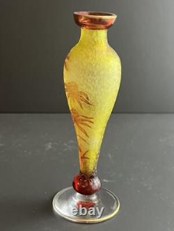 Vase soliflore En Cristal Givre Dégage À L'acide Saint Louis Baccarat