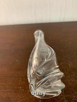 Vase soliflore taillé en cristal de Saint Louis