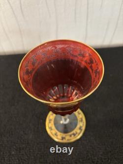 Verre à vin blanc modèle Callot rouge et or en cristal de Saint Louis