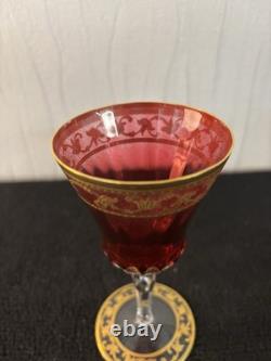 Verre à vin blanc modèle Callot rouge et or en cristal de Saint Louis