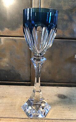Verre à vin cristal du rhin St Louis bleu modele Chambord H 22,2 cm