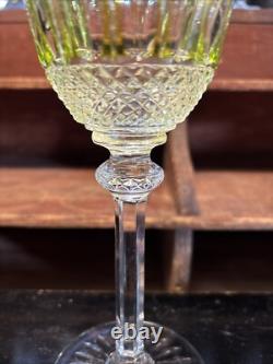 Verre à vin du Rhin cristal vert clair signé SAINT LOUIS modèle TOMMY 19,8 cm
