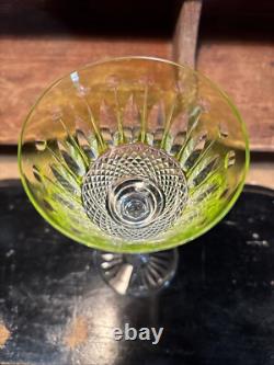 Verre à vin du Rhin cristal vert clair signé SAINT LOUIS modèle TOMMY 19,8 cm