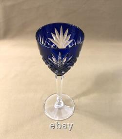 Verre à vin signé SAINT LOUIS modèle CHANTILLY cristal BLEU roemer Couleurs Rhin
