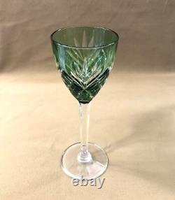 Verre à vin signé SAINT LOUIS modèle CHANTILLY cristal VERT roemer Couleurs Rhin