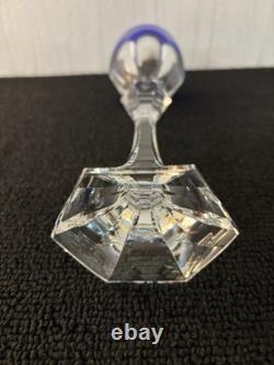 Verre bleu foncé modèle Chambord cristal de Saint Louis