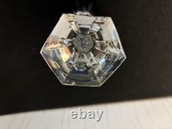 Verre bleu foncé modèle Chambord cristal de Saint Louis