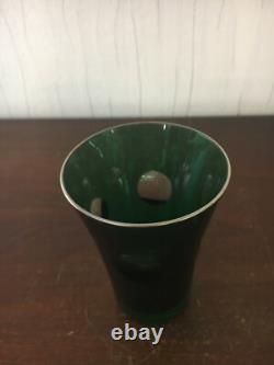 Verre couleur vert en cristal de Saint Louis