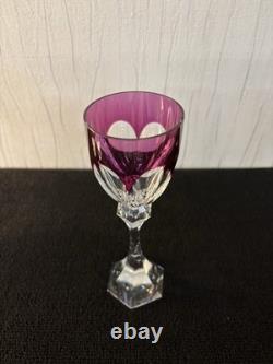 Verre violet modèle Chambord cristal de Saint Louis