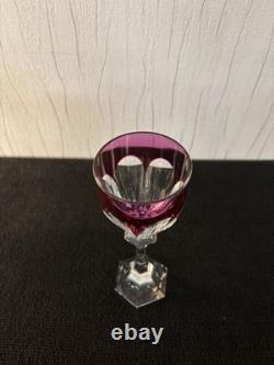 Verre violet modèle Chambord cristal de Saint Louis