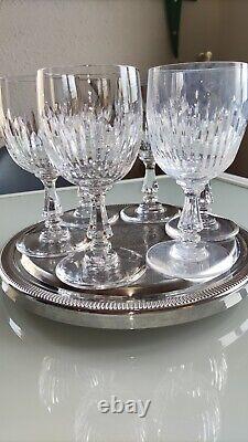 Verres à vin cristal de Saint Louis, modèle Liane, parfait état, Par 2, 4 Ou 6