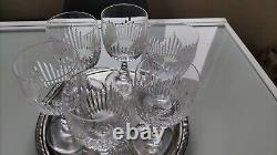 Verres à vin cristal de Saint Louis, modèle Liane, parfait état, Par 2, 4 Ou 6