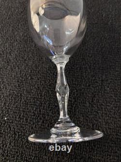 Verres à vin modèle Bartholdi cristal Saint Louis